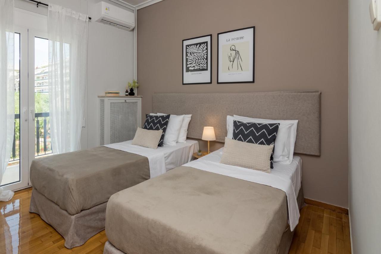 Spacious 2 Bedroom Apartment In Koukaki Athens Exterior photo