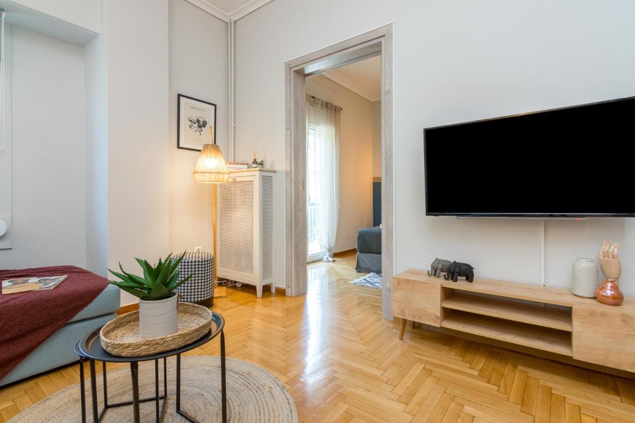 Spacious 2 Bedroom Apartment In Koukaki Athens Exterior photo